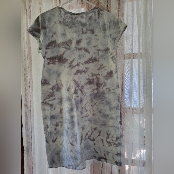 Gap Grey & White Tie-Dye T-Shirt Dress - Picture 2 of 4